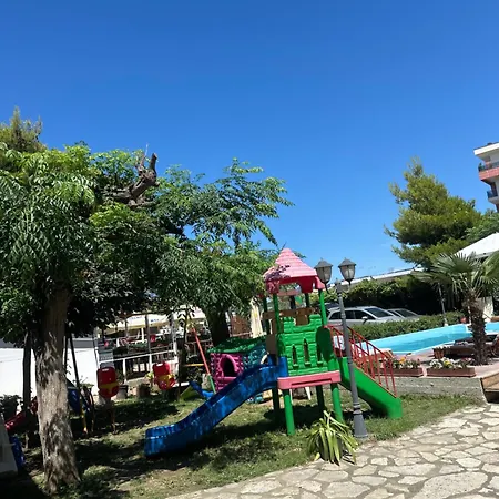Bujtina E Zefit Tatil Evi Shëngjin