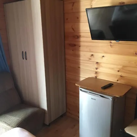 Hotel Bujtina E Zefit *